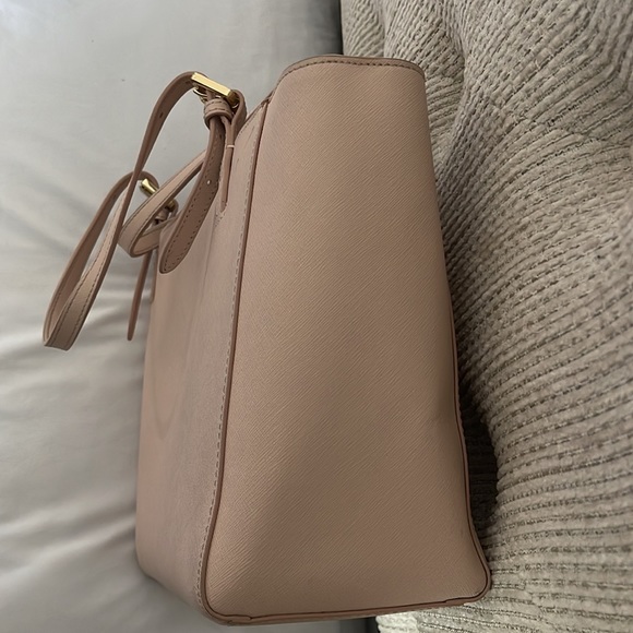 Tory Burch York Saffiano Tote Bag in Light Oak - Picture 3 of 7